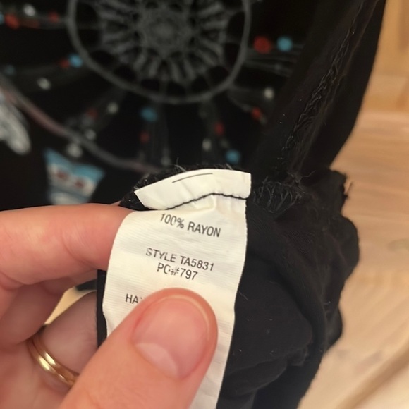 Popular Basics Dream Catcher Tank - Picture 7 of 7